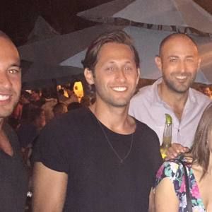 Meet your Posher, Perry